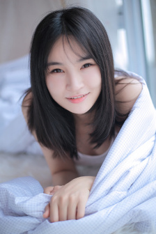 日韩一卡2卡3卡4卡乱码在线